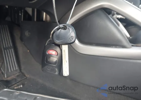 2012 Hyundai Veloster Base W/Gray z USA, uszkodzony, nr VIN KMHTC6AD5CU029799